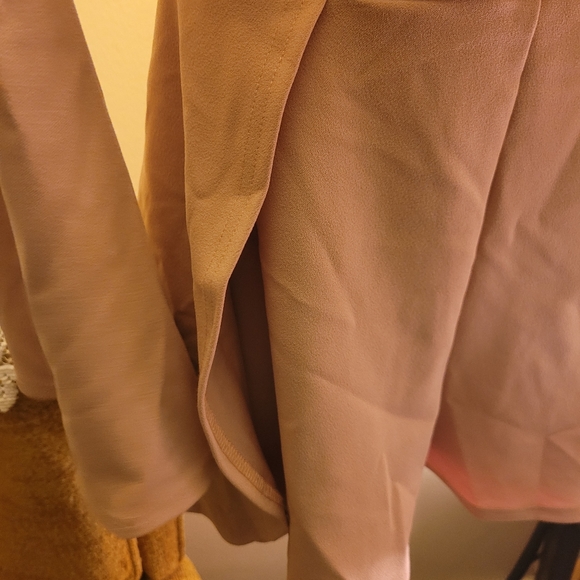 Mauve/salmon romper - Picture 3 of 3